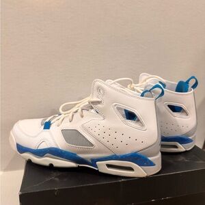 JORDAN FLIGHTCLUB 91. 

White and Signal Blue. Size 6. Youth.